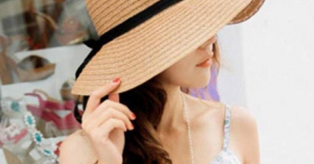 Cách chọn mũ cói đi biển phù hợp với từng khuôn mặt