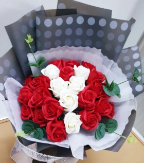 Hoa hồng sáp - lời nhắn gửi yêu thương