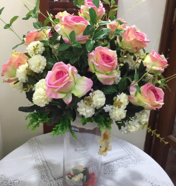 Bình hoa hồng phối phụ kiên - Hoa Lụa cao Cấp