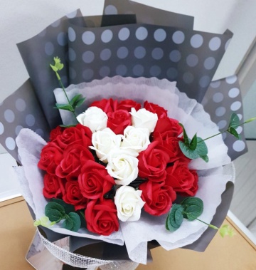 Hoa hồng sáp - lời nhắn gửi yêu thương