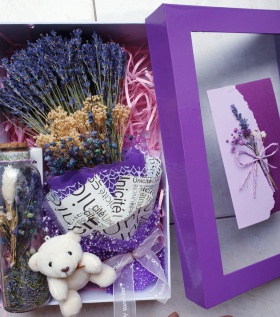 Hộp quà tím từ Lavender thơm ngát